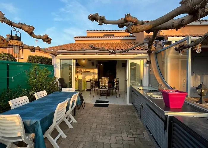 Maison 8 Personnes Au Bord De L'etang 르발카레스